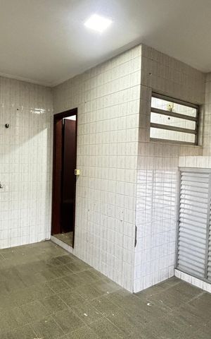 Casa para alugar com 50m², 3 quartos e 2 vagas Casa para alugar com 50m², 3 quartos e 2 vagasÁrea de Serviço