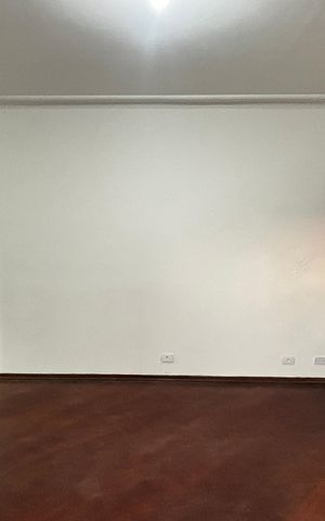 Casa para alugar com 50m², 3 quartos e 2 vagas Casa para alugar com 50m², 3 quartos e 2 vagasSala