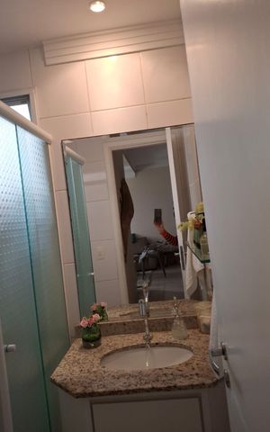Apartamento à venda com 69m², 2 quartos e 1 vaga Apartamento à venda com 69m², 2 quartos e 1 vagaBanheiro