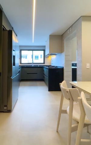 Apartamento à venda com 287m², 3 quartos e 4 vagas Apartamento à venda com 287m², 3 quartos e 4 vagasFoto 01