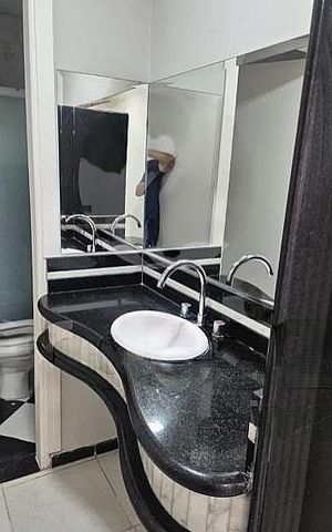 Casa à venda com 700m², 6 quartos e 6 vagas