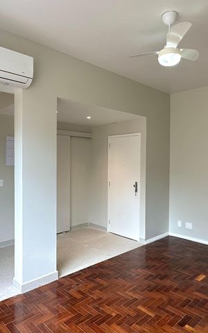Apartamento à venda com 70m², 2 quartos e 1 vaga