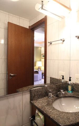 Apartamento à venda com 78m², 3 quartos e 2 vagasBanheiro