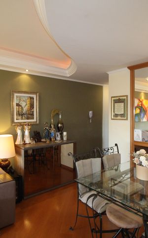 Apartamento à venda com 78m², 3 quartos e 2 vagasSala