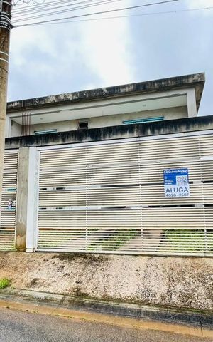 Casa para alugar com 232m², 4 quartos e 2 vagas Casa para alugar com 232m², 4 quartos e 2 vagasFachada