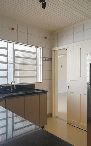 Casa para alugar com 117m², 2 quartos e 2 vagasCozinha