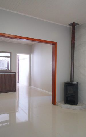 Casa para alugar com 117m², 2 quartos e 2 vagassala