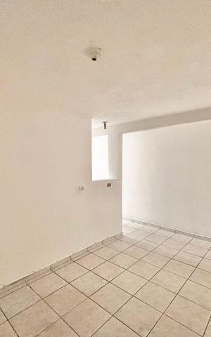 Casa para alugar com 117m², 3 quartos e 2 vagas Casa para alugar com 117m², 3 quartos e 2 vagasSala