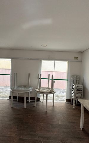 Apartamento para alugar com 48m², 2 quartos e 1 vaga Apartamento para alugar com 48m², 2 quartos e 1 vagaÁrea comum - Salão de festas