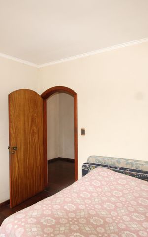 Casa à venda com 300m², 4 quartos e 3 vagasQuarto 1