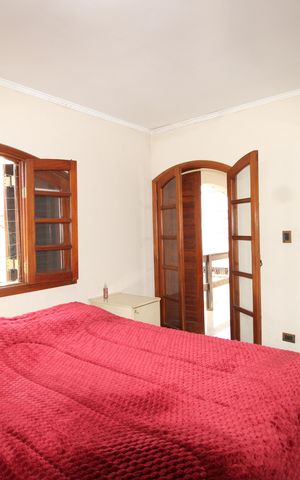 Casa à venda com 300m², 4 quartos e 3 vagasQuarto 3 - Suíte