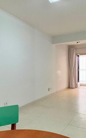 Apartamento à venda com 42m², 1 quarto e 1 vaga Apartamento à venda com 42m², 1 quarto e 1 vagaSala