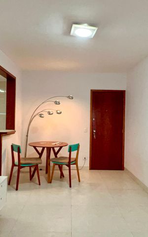 Apartamento à venda com 42m², 1 quarto e 1 vaga Apartamento à venda com 42m², 1 quarto e 1 vagaSala
