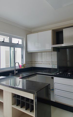Casa de condomínio para alugar com 160m², 3 quartos e 2 vagas Casa de condomínio para alugar com 160m², 3 quartos e 2 vagasCozinha