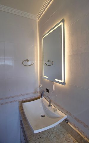 Casa de condomínio para alugar com 160m², 3 quartos e 2 vagas Casa de condomínio para alugar com 160m², 3 quartos e 2 vagasBanheiro