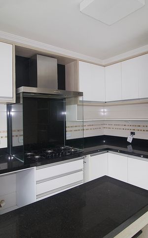 Casa de condomínio para alugar com 160m², 3 quartos e 2 vagas Casa de condomínio para alugar com 160m², 3 quartos e 2 vagasCozinha