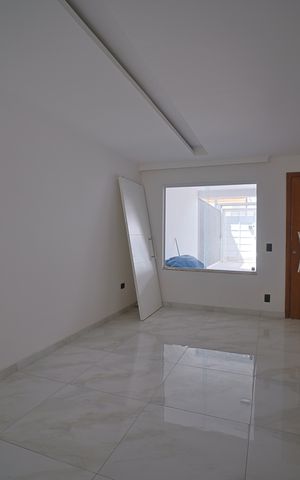 Casa à venda com 100m², 3 quartos e 1 vagaSala