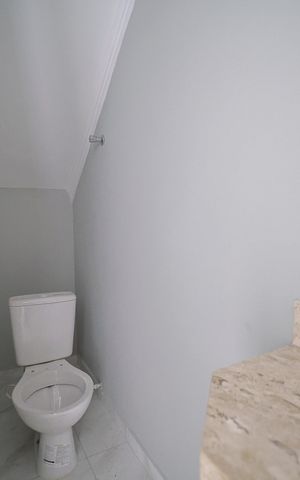 Casa à venda com 100m², 3 quartos e 1 vagaLavabo