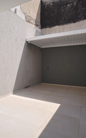 Casa à venda com 100m², 3 quartos e 1 vagaÁrea de Serviço