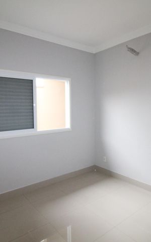 Casa para alugar com 125m², 3 quartos e 2 vagasSuíte