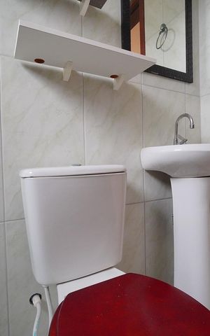 Casa de condomínio para alugar com 72m², 2 quartos e 1 vagaBanheiro
