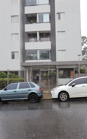 Apartamento à venda com 64m², 2 quartos e 1 vagaFachada e portaria