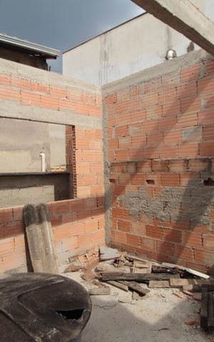 Casa à venda com 130m², 2 quartos e 1 vagaPavimento Superior em Construção