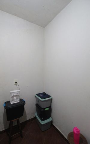 Casa à venda com 130m², 2 quartos e 1 vagaQuarto