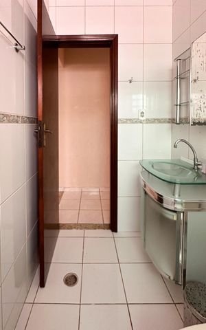 Casa à venda com 100m², 3 quartos e 1 vaga Casa à venda com 100m², 3 quartos e 1 vagaBanheiro Social