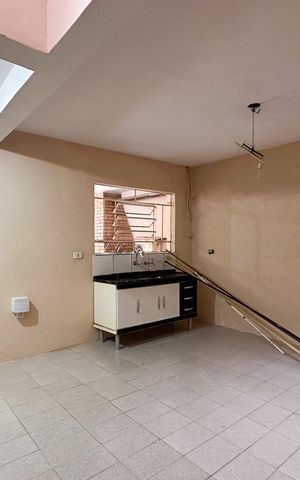 Casa à venda com 100m², 3 quartos e 1 vaga Casa à venda com 100m², 3 quartos e 1 vagaQuarto 2