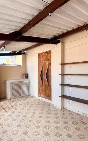 Casa à venda com 100m², 3 quartos e 1 vaga Casa à venda com 100m², 3 quartos e 1 vagaÁrea de Serviço