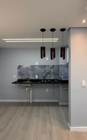 Apartamento à venda com 38m², 2 quartos e 1 vaga Apartamento à venda com 38m², 2 quartos e 1 vagaSala e cozinha