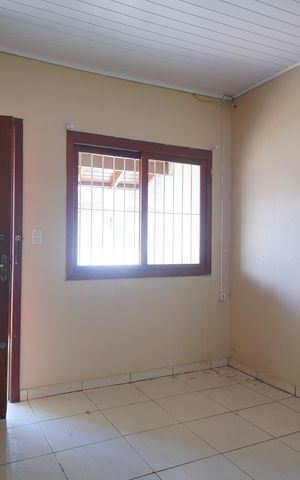 Casa para alugar com 90m², 2 quartos e 2 vagassala