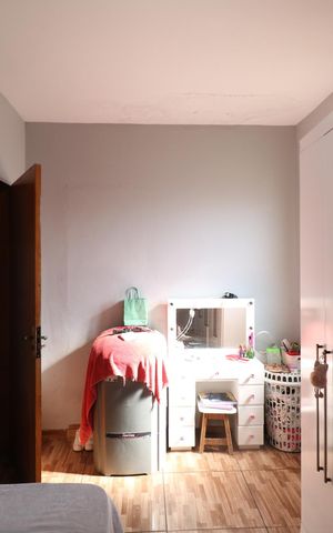 Casa à venda com 275m², 2 quartos e 2 vagas Casa à venda com 275m², 2 quartos e 2 vagasQuarto 1
