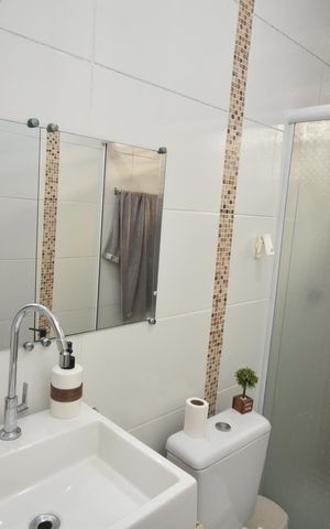 Casa à venda com 153m², 4 quartos e 1 vaga Casa à venda com 153m², 4 quartos e 1 vagaBanheiro Social