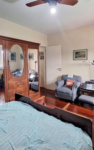 Casa de condomínio à venda com 270m², 4 quartos e 2 vagas Casa de condomínio à venda com 270m², 4 quartos e 2 vagasSuíte 1