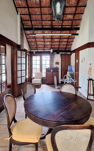 Casa de condomínio à venda com 270m², 4 quartos e 2 vagas Casa de condomínio à venda com 270m², 4 quartos e 2 vagasÁrea gourmet
