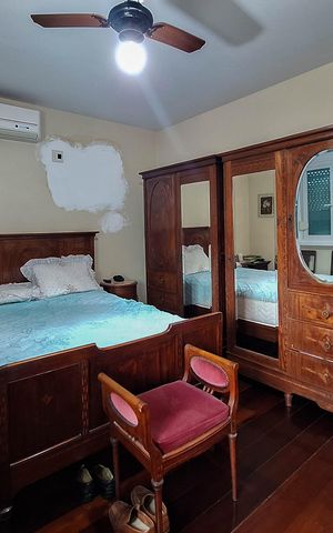 Casa de condomínio à venda com 270m², 4 quartos e 2 vagas Casa de condomínio à venda com 270m², 4 quartos e 2 vagasSuíte 1