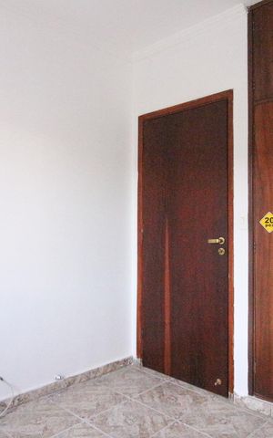 Casa para alugar com 140m², 4 quartos e 3 vagas