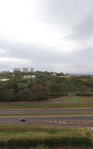 Apartamento para alugar com 87m², 3 quartos e 2 vagas Apartamento para alugar com 87m², 3 quartos e 2 vagasVista