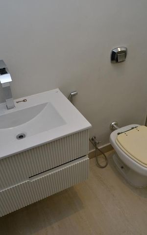 Apartamento para alugar com 133m², 3 quartos e 2 vagasBanheiro Social