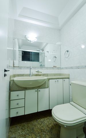Apartamento para alugar com 76m², 3 quartos e 2 vagasBanheiro Social 