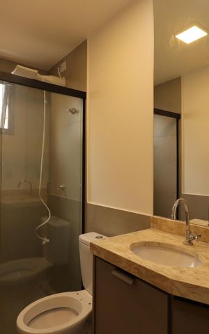 Apartamento para alugar com 67m², 2 quartos e 1 vaga Apartamento para alugar com 67m², 2 quartos e 1 vagaBanheiro da Suíte
