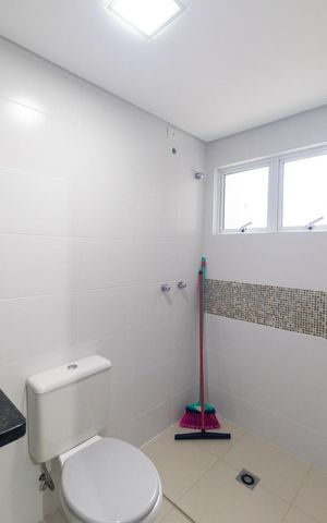 Apartamento à venda com 50m², 2 quartos e 1 vaga Apartamento à venda com 50m², 2 quartos e 1 vagaBanheiro Social