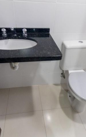 Apartamento à venda com 50m², 2 quartos e 1 vaga Apartamento à venda com 50m², 2 quartos e 1 vagaBanheiro Social