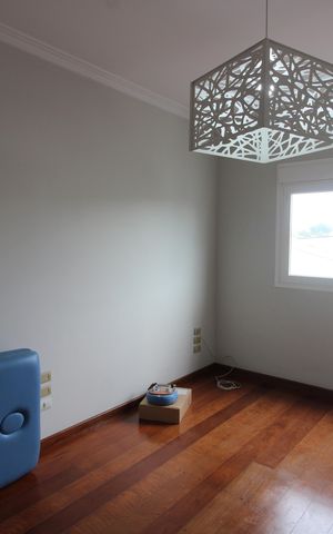 Casa à venda com 216m², 3 quartos e 2 vagas Casa à venda com 216m², 3 quartos e 2 vagasQuarto