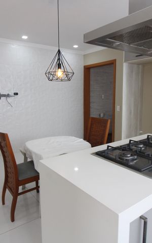 Casa à venda com 216m², 3 quartos e 2 vagas Casa à venda com 216m², 3 quartos e 2 vagasCozinha