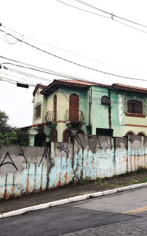 Casa à venda com 300m², 5 quartos e 5 vagasFachada