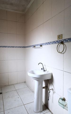 Casa à venda com 300m², 5 quartos e 5 vagasBanheiro da Suíte 