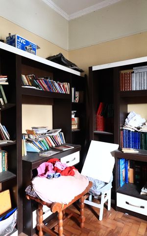 Casa à venda com 300m², 5 quartos e 5 vagasQuarto 